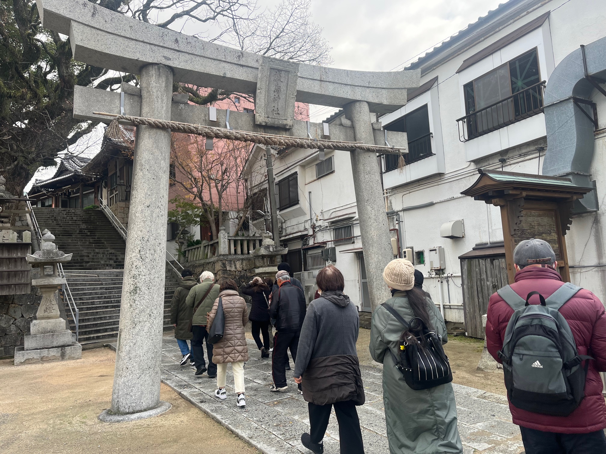 ふれあいウォーク　幕末維新の道と昭和路地裏散策（新地・桜山）